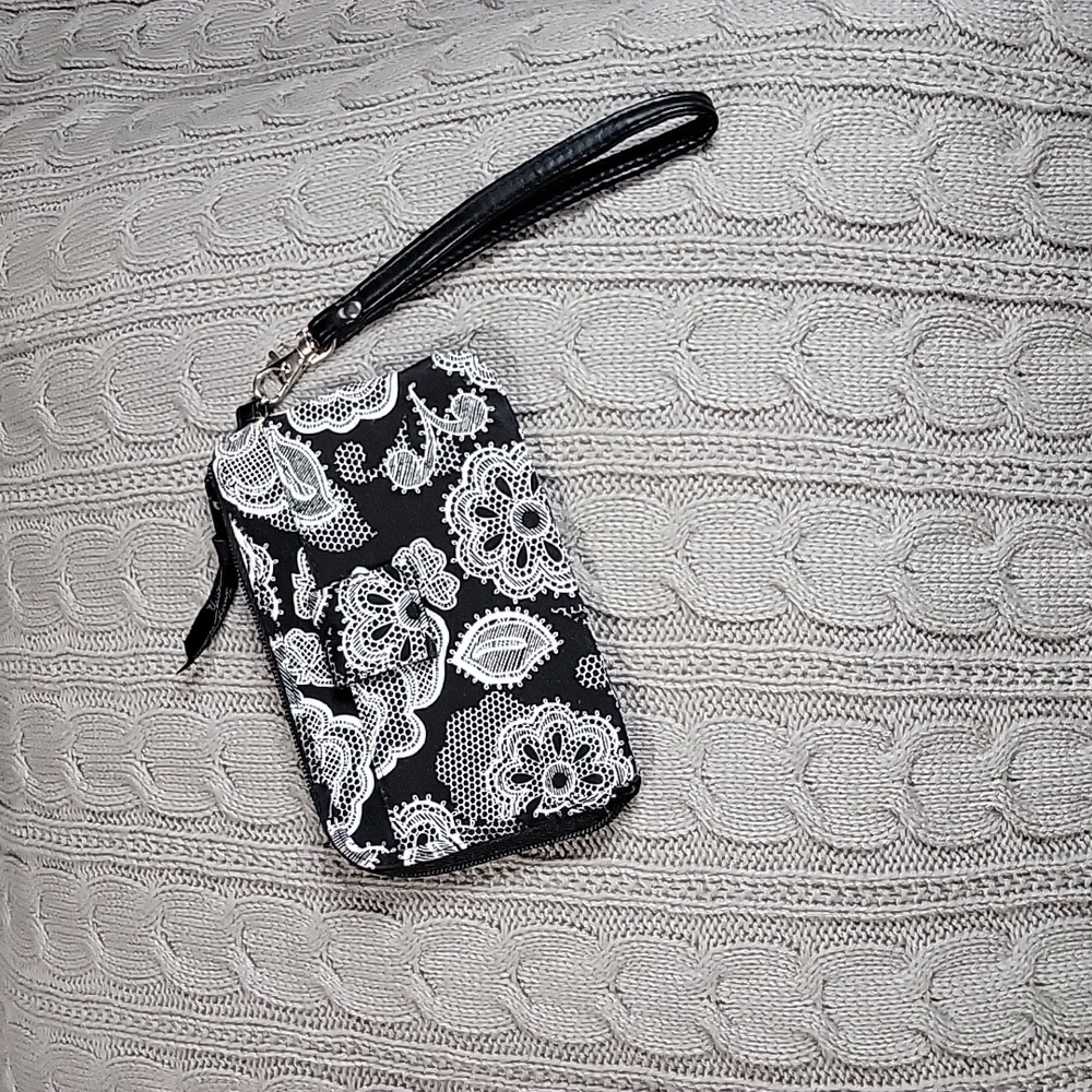 Thirty-One Black and White Floral Wristlet
